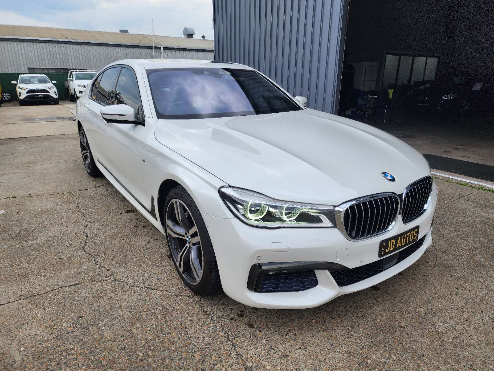 2015 BMW 740i M Sport