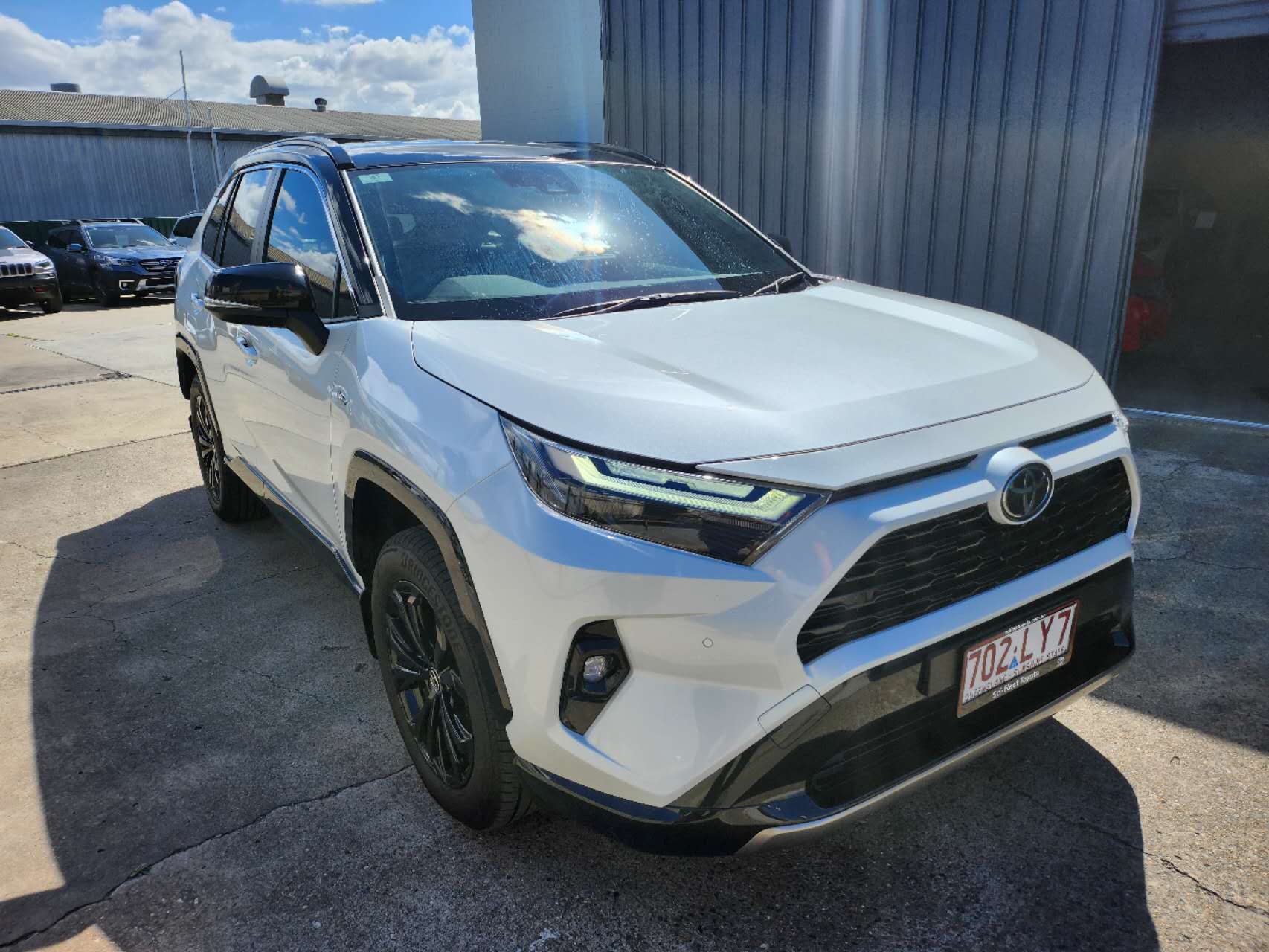 2024 Toyota RAV4 XSE HYBIRD AWD